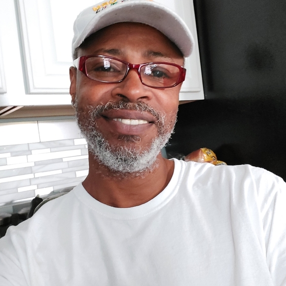 Meet your Posher, Sheldon - Picture 15 of 16